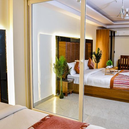Hotel Yash Palace نيودلهي المظهر الخارجي الصورة